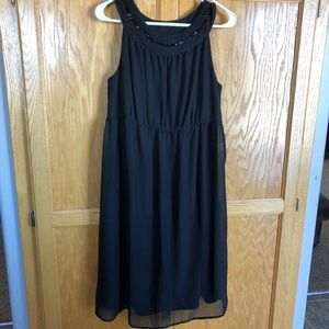 Medium black maternity dress